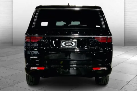 More photos of 2025 Jeep Wagoneer WAGONEER L SUPER 4X4 at Cable Dahmer Chrysler Dodge Jeep Ram of Kansas City, MO