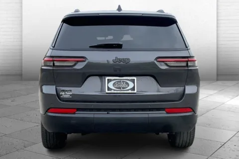 More photos of 2025 Jeep Grand Cherokee GRAND CHEROKEE L LIMITED 4X4 at Cable Dahmer Chrysler Dodge Jeep Ram of Kansas City, MO