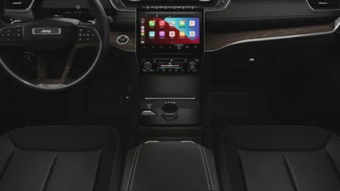 More photos of 2025 Jeep Grand Cherokee GRAND CHEROKEE L LIMITED 4X4 at Cable Dahmer Chrysler Dodge Jeep Ram of Kansas City, MO