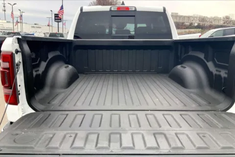 More photos of 2022 RAM 1500 Laramie Crew Cab 4x4 5'7' Box at Cable Dahmer Chrysler Dodge Jeep Ram of Kansas City, MO