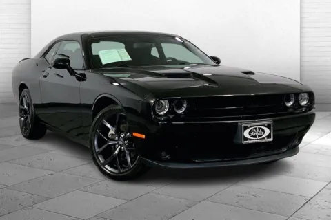 Black 2022 Dodge Challenger SXT for sale in Kansas City, MO