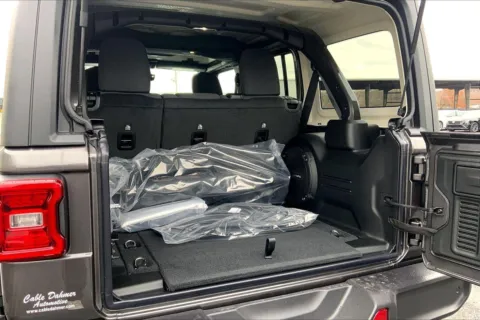 More photos of 2026 Jeep Wrangler WRANGLER 4-DOOR RUBICON at Cable Dahmer Chrysler Dodge Jeep Ram of Kansas City, MO