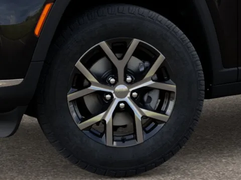 More photos of 2025 Jeep Grand Cherokee GRAND CHEROKEE L LIMITED 4X4 at Cable Dahmer Chrysler Dodge Jeep Ram of Kansas City, MO