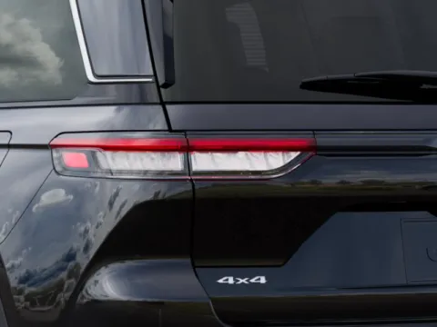 More photos of 2025 Jeep Grand Cherokee GRAND CHEROKEE LIMITED 4X4 at Cable Dahmer Chrysler Dodge Jeep Ram of Kansas City, MO