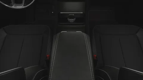 More photos of 2025 Jeep Grand Cherokee GRAND CHEROKEE L ALTITUDE X 4X4 at Cable Dahmer Chrysler Dodge Jeep Ram of Kansas City, MO