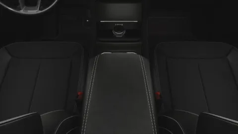 More photos of 2025 Jeep Grand Cherokee GRAND CHEROKEE L ALTITUDE X 4X4 at Cable Dahmer Chrysler Dodge Jeep Ram of Kansas City, MO