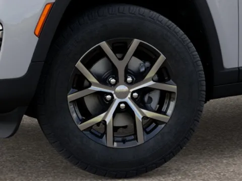 More photos of 2025 Jeep Grand Cherokee Limited at Cable Dahmer Chrysler Dodge Jeep Ram of Kansas City, MO