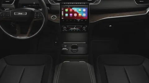 Another view of 2025 Jeep Grand Cherokee GRAND CHEROKEE LIMITED 4X4 for sale in Kansas City, MO at Cable Dahmer Chrysler Dodge Jeep Ram of Kansas City