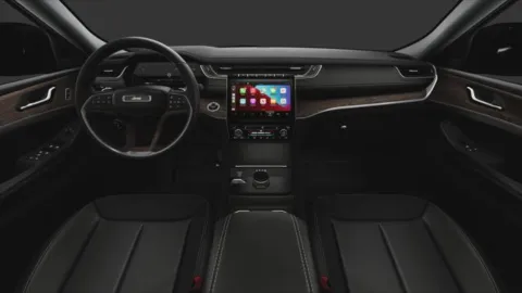 More photos of 2025 Jeep Grand Cherokee GRAND CHEROKEE LIMITED 4X4 at Cable Dahmer Chrysler Dodge Jeep Ram of Kansas City, MO