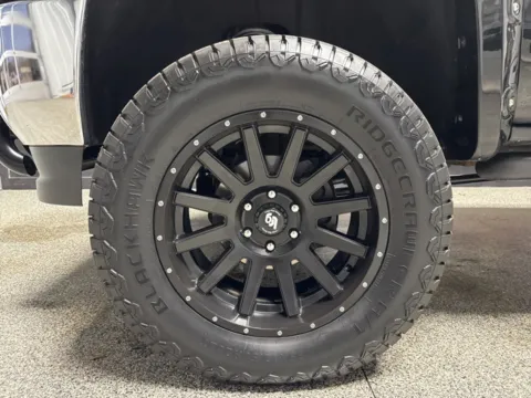 More photos of 2016 GMC Sierra 1500 SLE at Seay Motors, KY