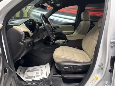 More photos of 2023 Chevrolet Traverse Premier at Seay Motors, KY
