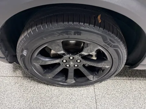 More photos of 2023 Ford Explorer ST-Line at Seay Motors, KY