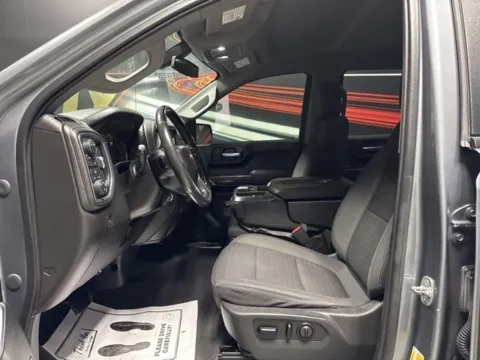More photos of 2021 Chevrolet Silverado 1500 LT at Seay Motors, KY