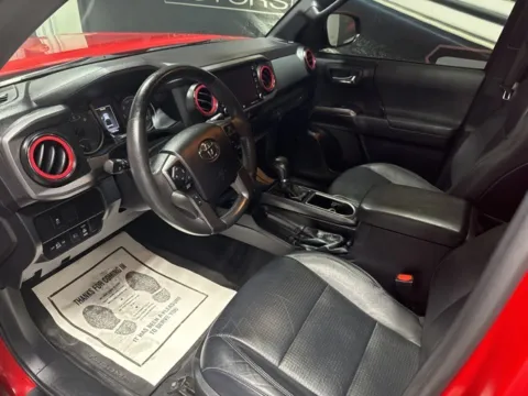 More photos of 2021 Toyota Tacoma SR5 at Seay Motors, KY