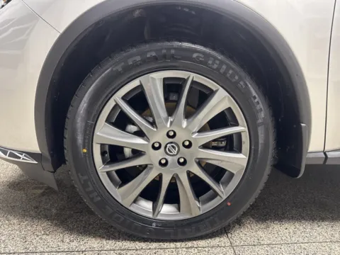 More photos of 2021 Nissan Murano SV at Seay Motors, KY