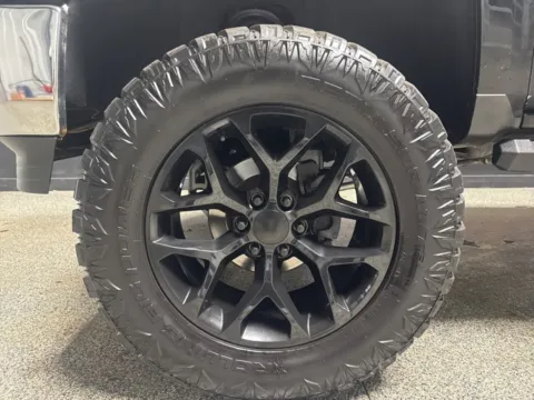 More photos of 2015 Chevrolet Silverado 1500 LT at Seay Motors, KY