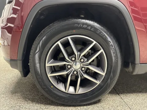 More photos of 2018 Jeep Grand Cherokee Limited at Seay Motors, KY