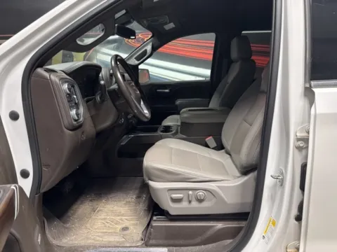 More photos of 2021 GMC Sierra 1500 SLT at Seay Motors, KY