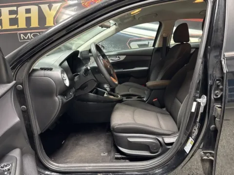 More photos of 2023 Kia Forte LXS at Seay Motors, KY