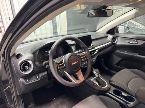 More photos of 2023 Kia Forte LXS at Seay Motors, KY