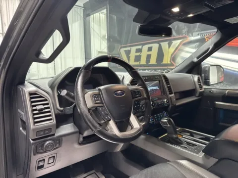 More photos of 2019 Ford F-150 Raptor at Seay Motors, KY