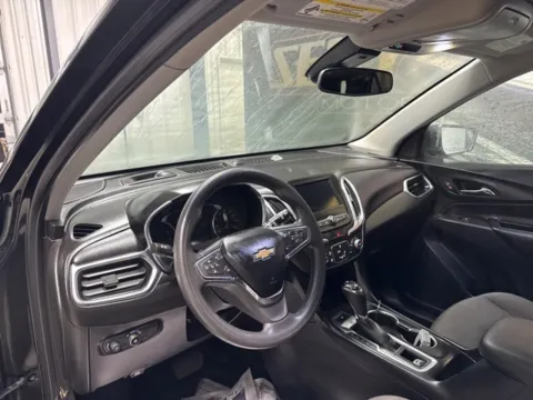 More photos of 2021 Chevrolet Equinox LT at Seay Motors, KY