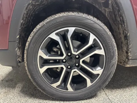 Another view of 2022 Jeep Compass Limited for sale in Mayfield, KY at Seay Motors