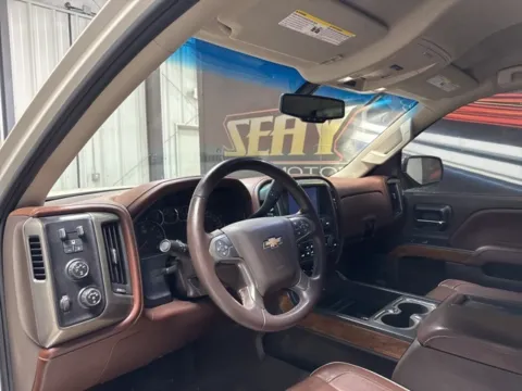 More photos of 2014 Chevrolet Silverado 1500 High Country at Seay Motors, KY