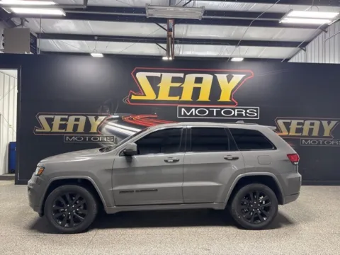 Photos of 2020 Jeep Grand Cherokee Altitude for sale in Mayfield, KY at Seay Motors