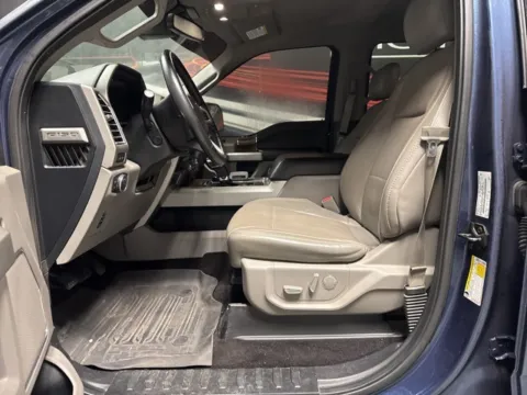 More photos of 2017 Ford F-150 Lariat at Seay Motors, KY