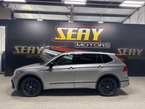 Photos of 2022 Volkswagen Tiguan 2.0T SE R-Line Black for sale in Mayfield, KY at Seay Motors