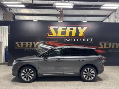 Photos of 2022 Lincoln Corsair Reserve for sale in Mayfield, KY at Seay Motors