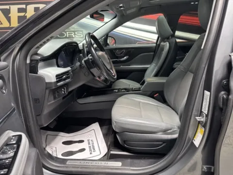 More photos of 2022 Lincoln Corsair Reserve at Seay Motors, KY