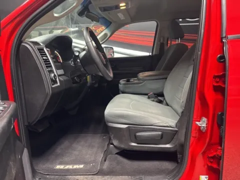 More photos of 2019 Ram 1500 Classic Express at Seay Motors, KY