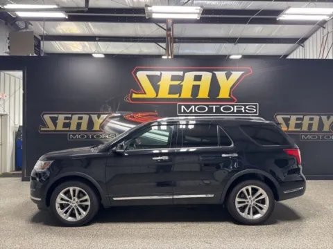 Photos of 2018 Ford Explorer Limited for sale in Mayfield, KY at Seay Motors