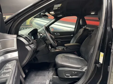 More photos of 2018 Ford Explorer Limited at Seay Motors, KY