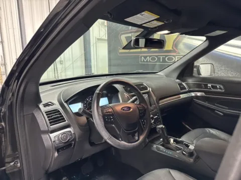 More photos of 2018 Ford Explorer Limited at Seay Motors, KY