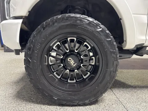 Another view of 2022 Ford F-250SD Lariat for sale in Mayfield, KY at Seay Motors