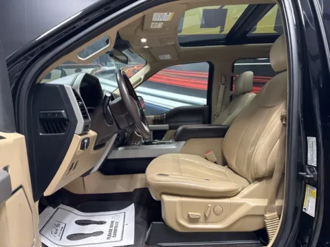 More photos of 2018 Ford F-150 Lariat at Seay Motors, KY