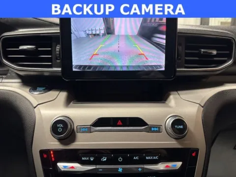 More photos of 2023 Ford Explorer XLT at Seay Motors, KY