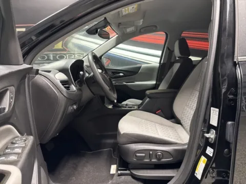 More photos of 2023 Chevrolet Equinox LT at Seay Motors, KY