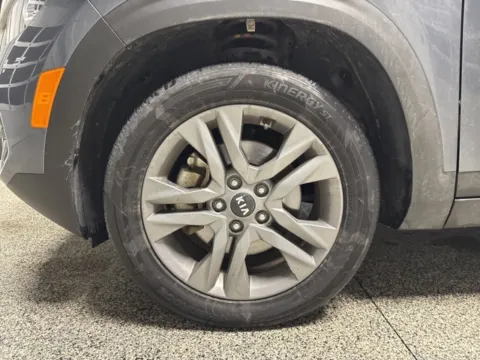 Another view of 2021 Kia Seltos S for sale in Mayfield, KY at Seay Motors