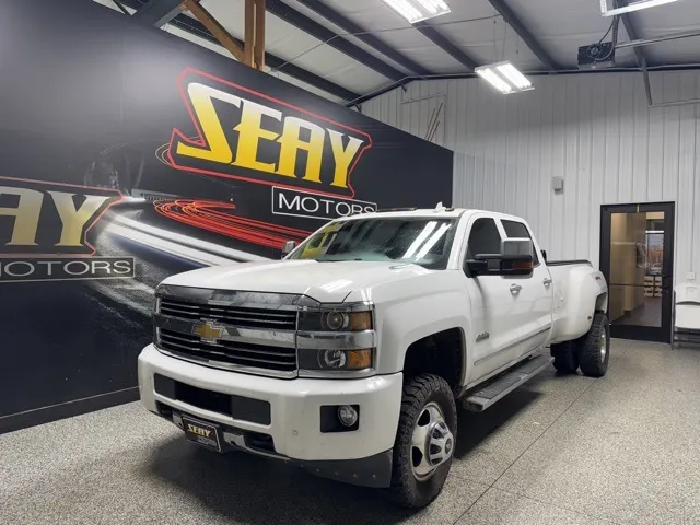 2015 Chevrolet Silverado 3500HD High Country's photo