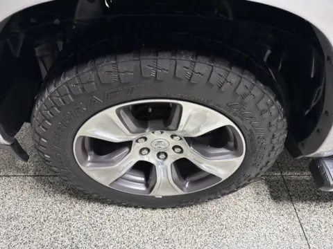 More photos of 2020 Ram 1500 Laramie at Seay Motors, KY