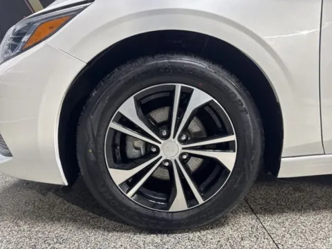 More photos of 2022 Nissan Sentra SV at Seay Motors, KY