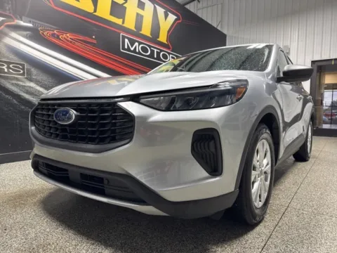 Photos of 2023 Ford Escape Active for sale in Mayfield, KY at Seay Motors