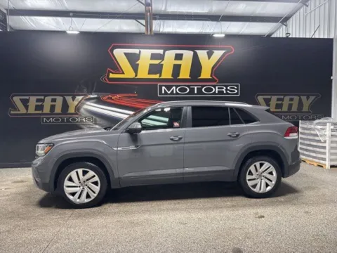 Another view of 2020 Volkswagen Atlas Cross Sport 2.0T SE w/Technology for sale in Mayfield, KY at Seay Motors