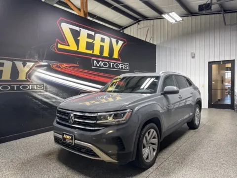 Black 2020 Volkswagen Atlas Cross Sport 2.0T SE w/Technology for sale in Mayfield, KY