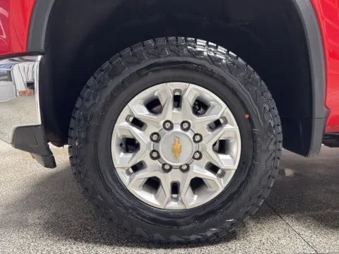 More photos of 2025 Chevrolet Silverado 2500HD LT at Seay Motors, KY