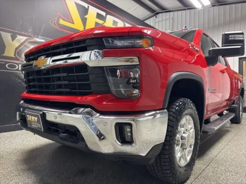 Photos of 2025 Chevrolet Silverado 2500HD LT for sale in Mayfield, KY at Seay Motors